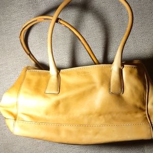 Hand bag